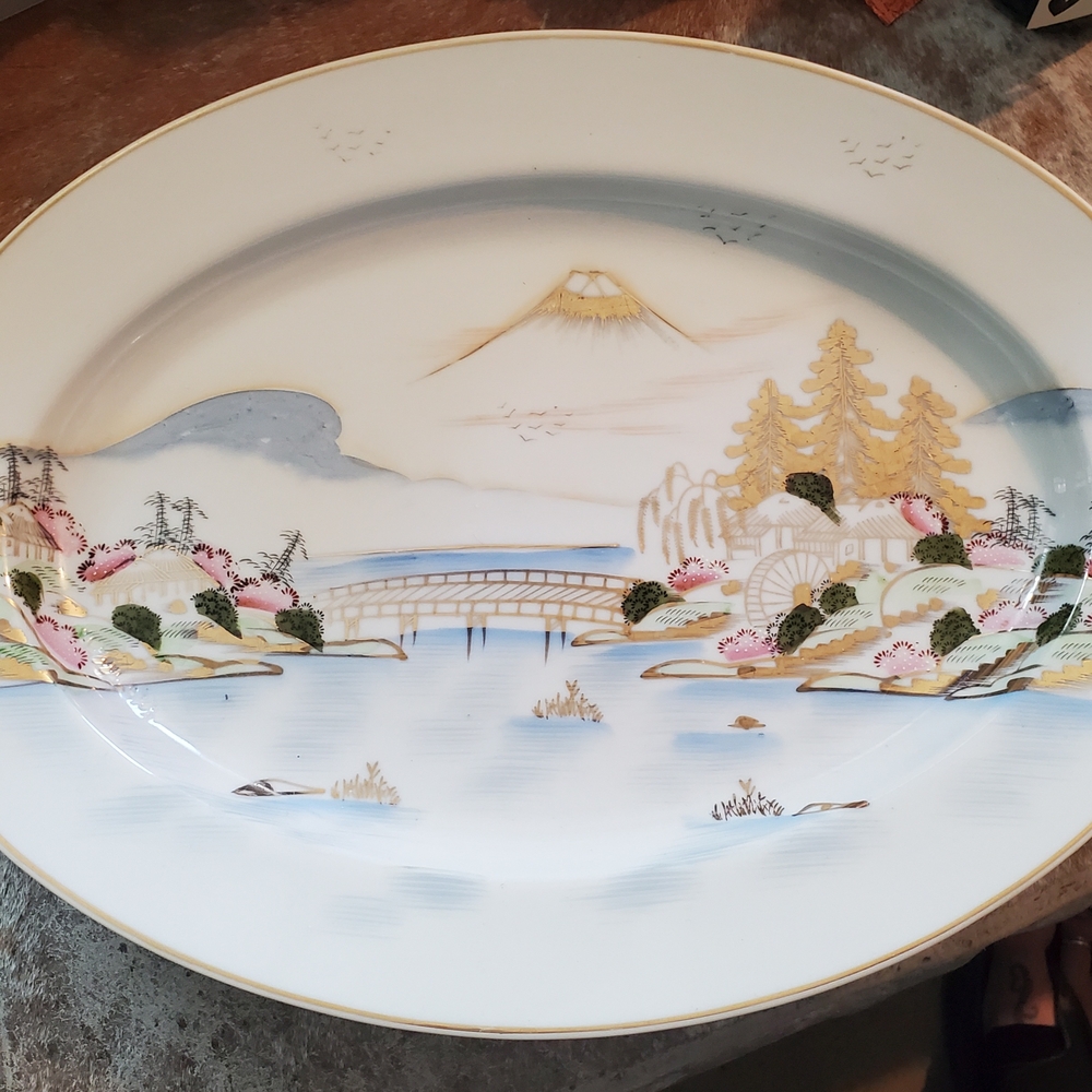 Vintage Kutani Japan porcelain hand-painted large oval serving platter with gold